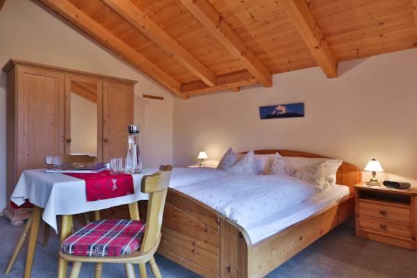 Haus Almfrieden Gasthof 4*