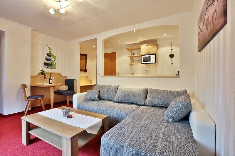 Haus Almfrieden Гостевой дом 4*