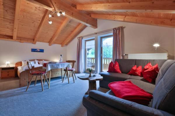 Гостевой дом Haus Almfrieden 4*
